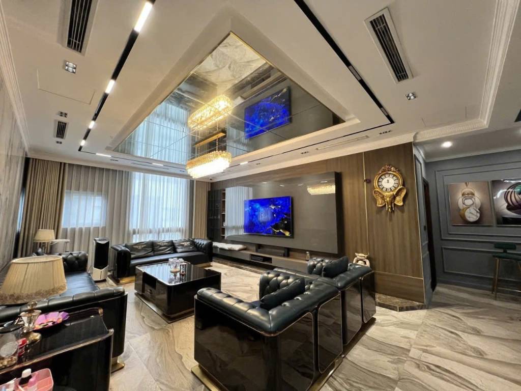 Biệt thự lô góc Làng Việt Kiều Châu Âu, Nguyễn Văn Lộc, Hà Đông, view công viên gần phố, 250m2, chỉ 7x tỷ
